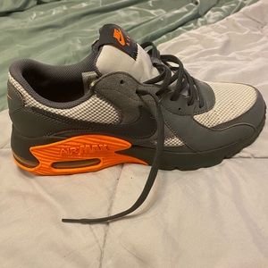 Nike Air Max Excee. Men’s 9.5